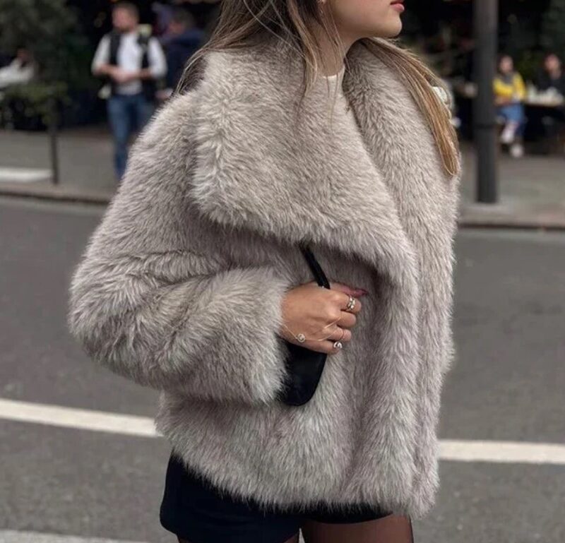 faux fur jas lichtgrijs beige